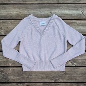Stitches Women's V-Neck Sweater in Soft Lavender